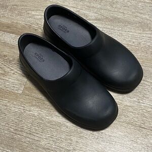 CROCS ON THE CLOCK WORK SLIP ON BLACK SHOES SIZE 9